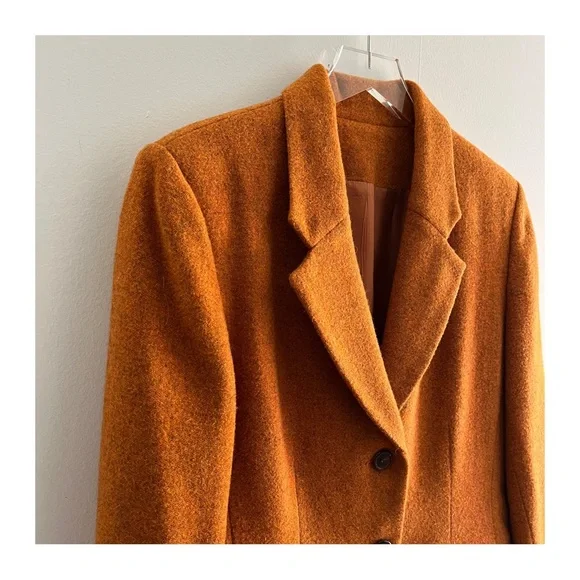 Vintage Blazer - Picture 2 of 5